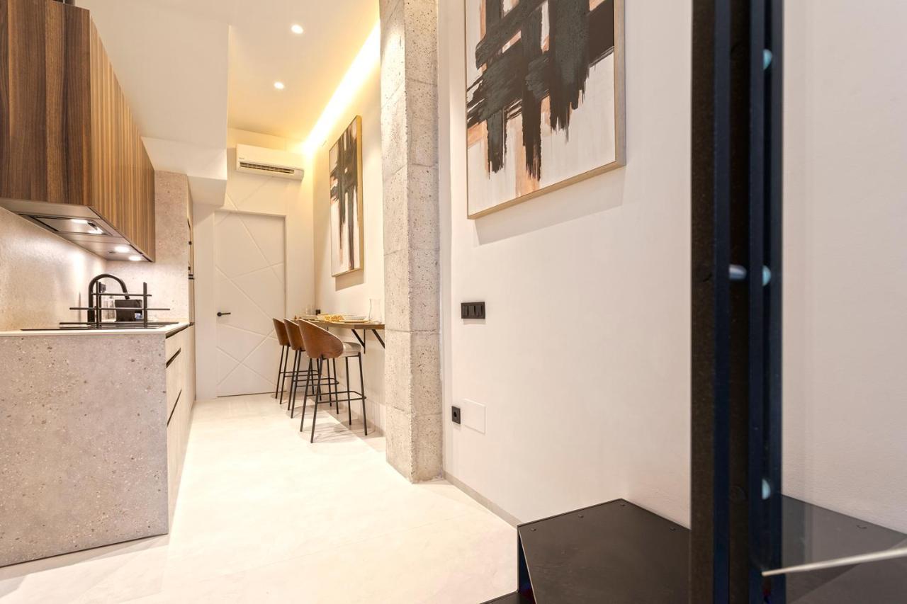 מאלגה Magnificent Renovated 2Bd 2Bth Duplex With Backyard - City Centre מראה חיצוני תמונה